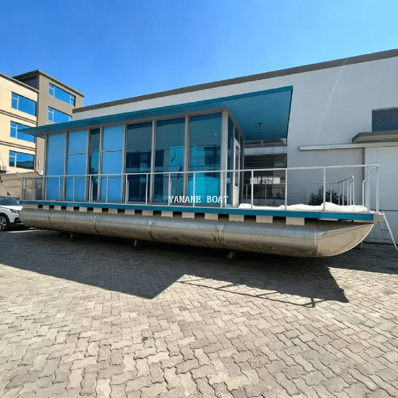 11-метровая понтонная лодка со стеклянным домом Yamane Ryu Yacht Factory