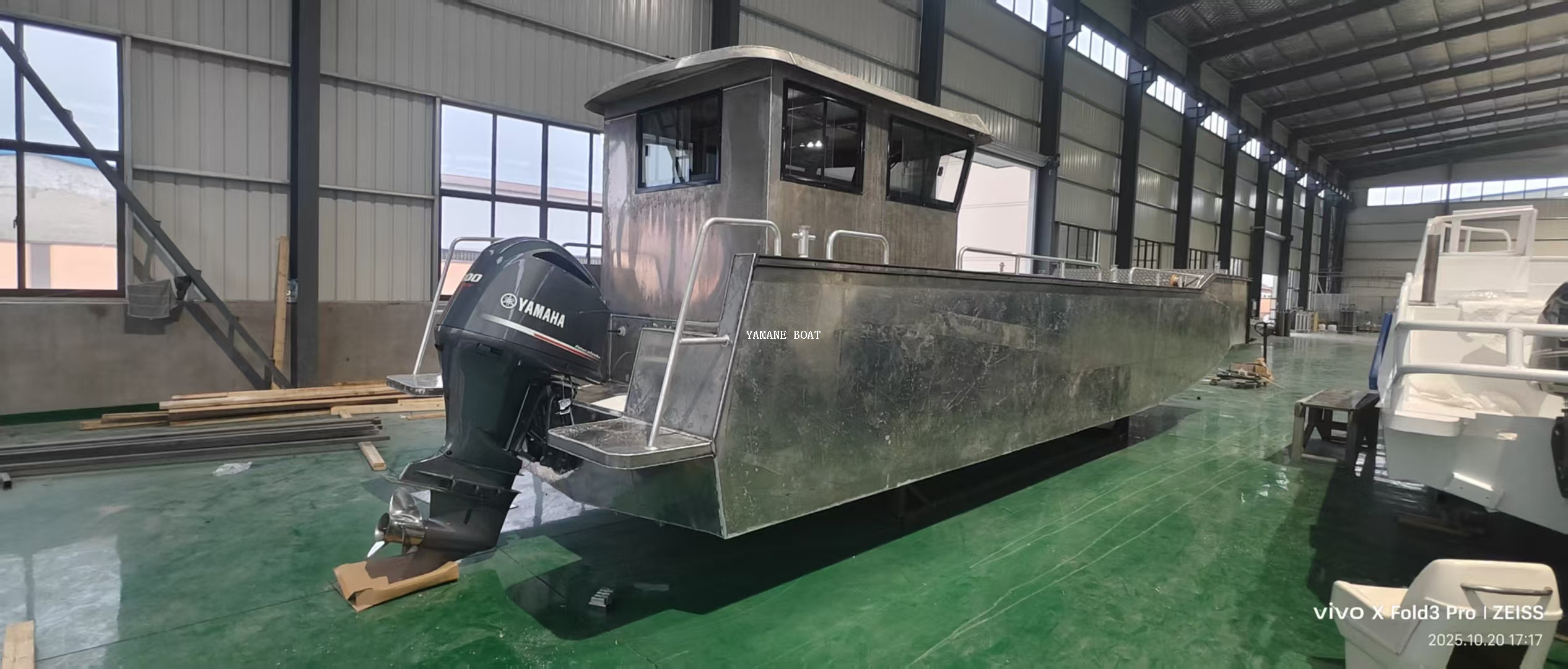 Морской алюминиевый средний десантный корабль