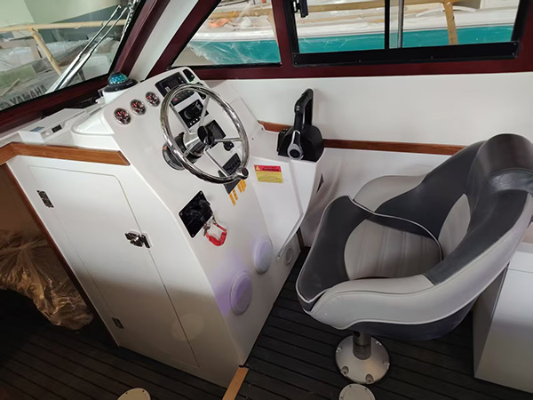 SG950F 9,5-метровая лодка с полной каютой из стекловолокна Яманэ Рю яхта (15).JPG
